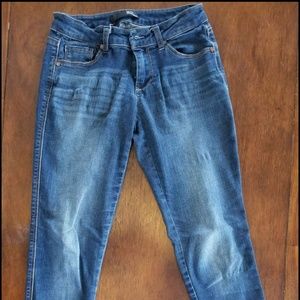 SIZE 25 - 1822 Denim Jeans